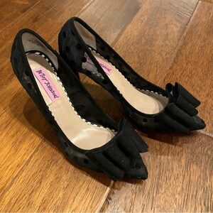 Betsy Johnson mesh bow polka dot heels 5.5